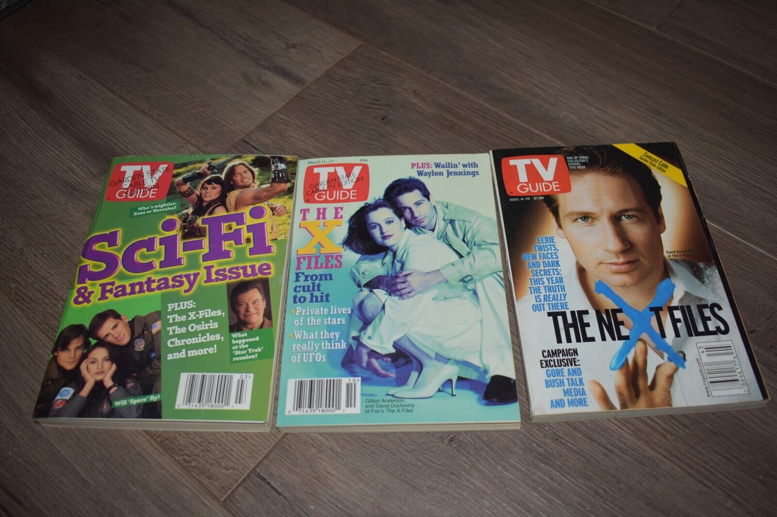 Lot of 12 magazines on X Files TV Guide TV Week People Duchovny Anderson